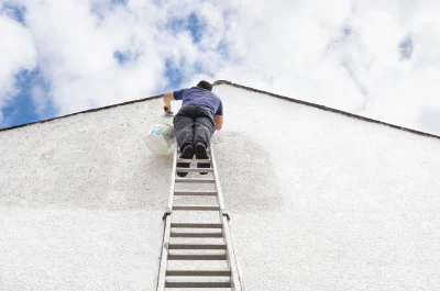 Peinture extérieure à Camou-Cihigue — façades et ravalement
